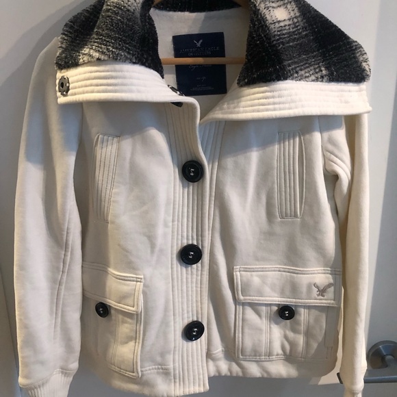10/$20 AMERICAN EAGLE OUTFITTERS S White Sweater Style Jkt - Picture 12 of 13